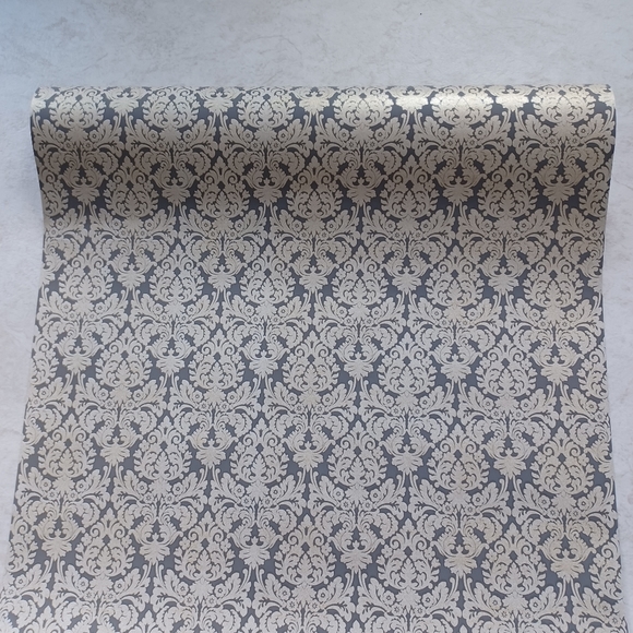 Wallpaper Gold Damask Essence. - Picture 2 of 6